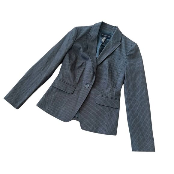 Banana Republic Factory Classic Gray Pinstriped Career Blazer Size 2 - Picture 4 of 10